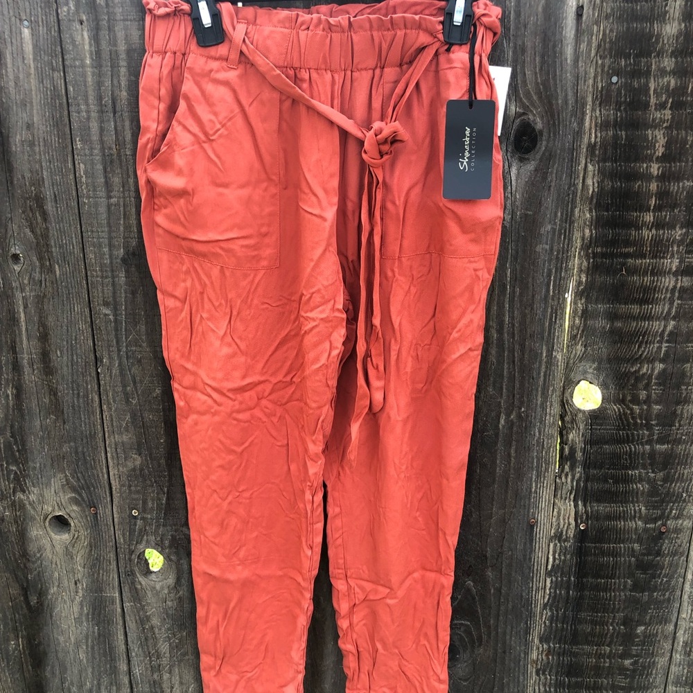 Burnt orange drawstring pant .. med
